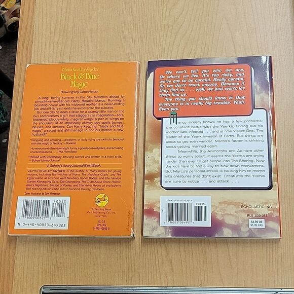 9 Assorted paperback books for young teens - Picture 7 of 12